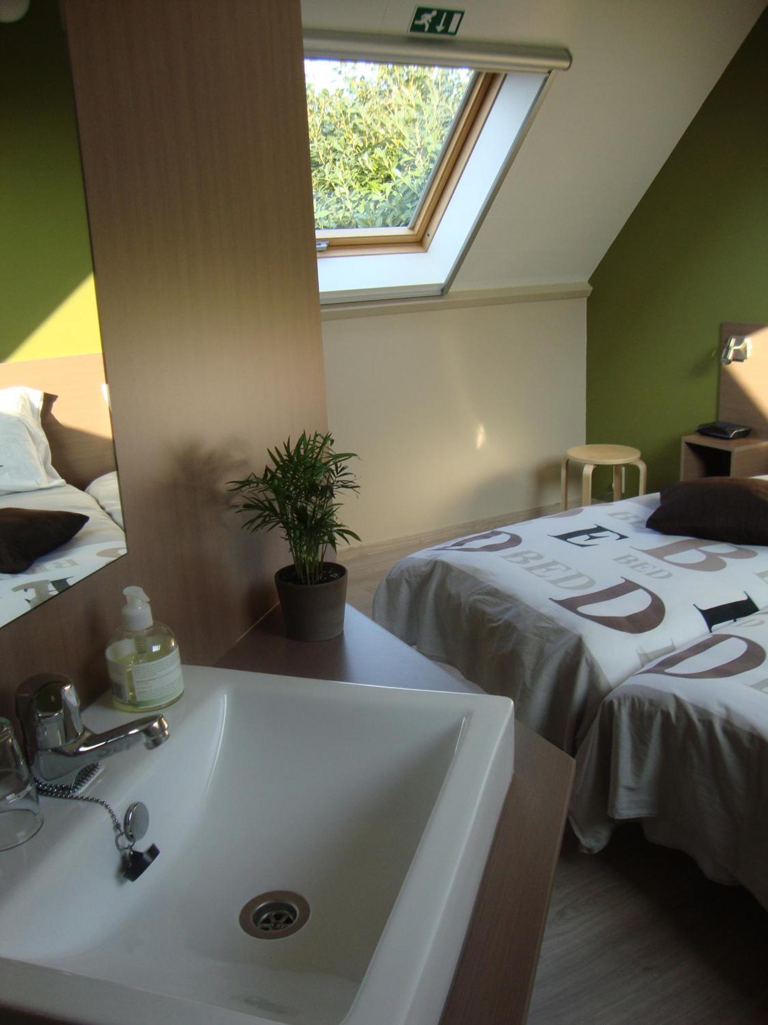 B&B Tlekkerbeddeke Rumst 객실 사진
